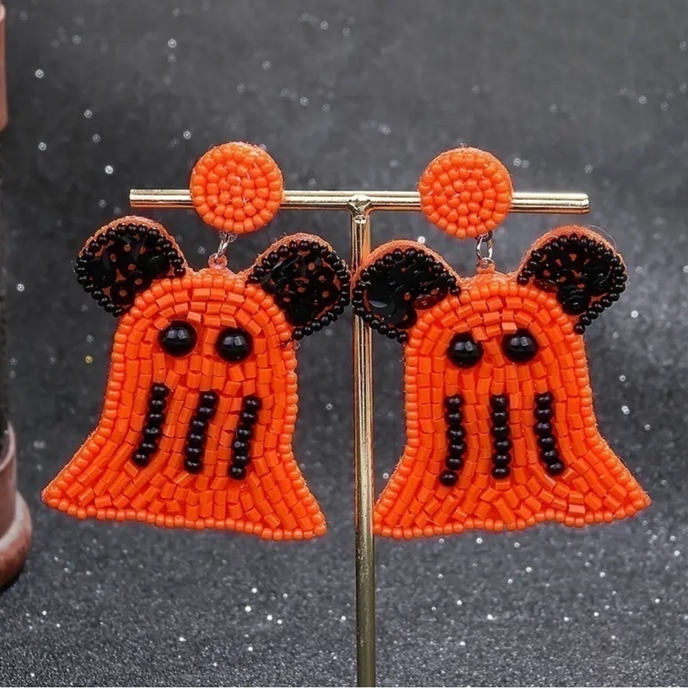 Handcrafted Disney Glass Bead Ghost Earrings - NWT - Picture 3 of 3
